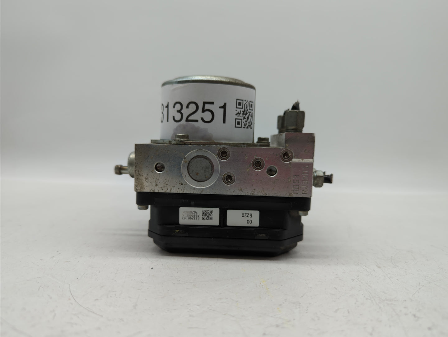 2012-2015 Nissan Rogue ABS Pump Control Module Replacement P/N:47660 JM04A Fits Fits 2012 2013 2014 2015 OEM Used Auto Parts