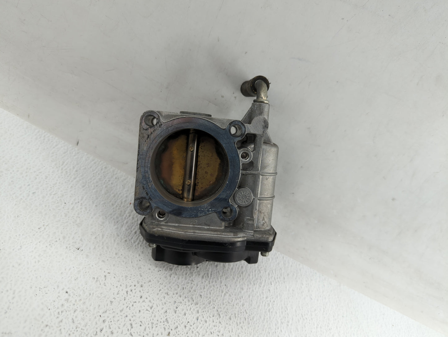 2011-2015 Nissan Rogue Throttle Body P/N:526-01 RME60-15 Fits Fits 2011 2012 2013 2014 2015 OEM Used Auto Parts - Oemusedaut