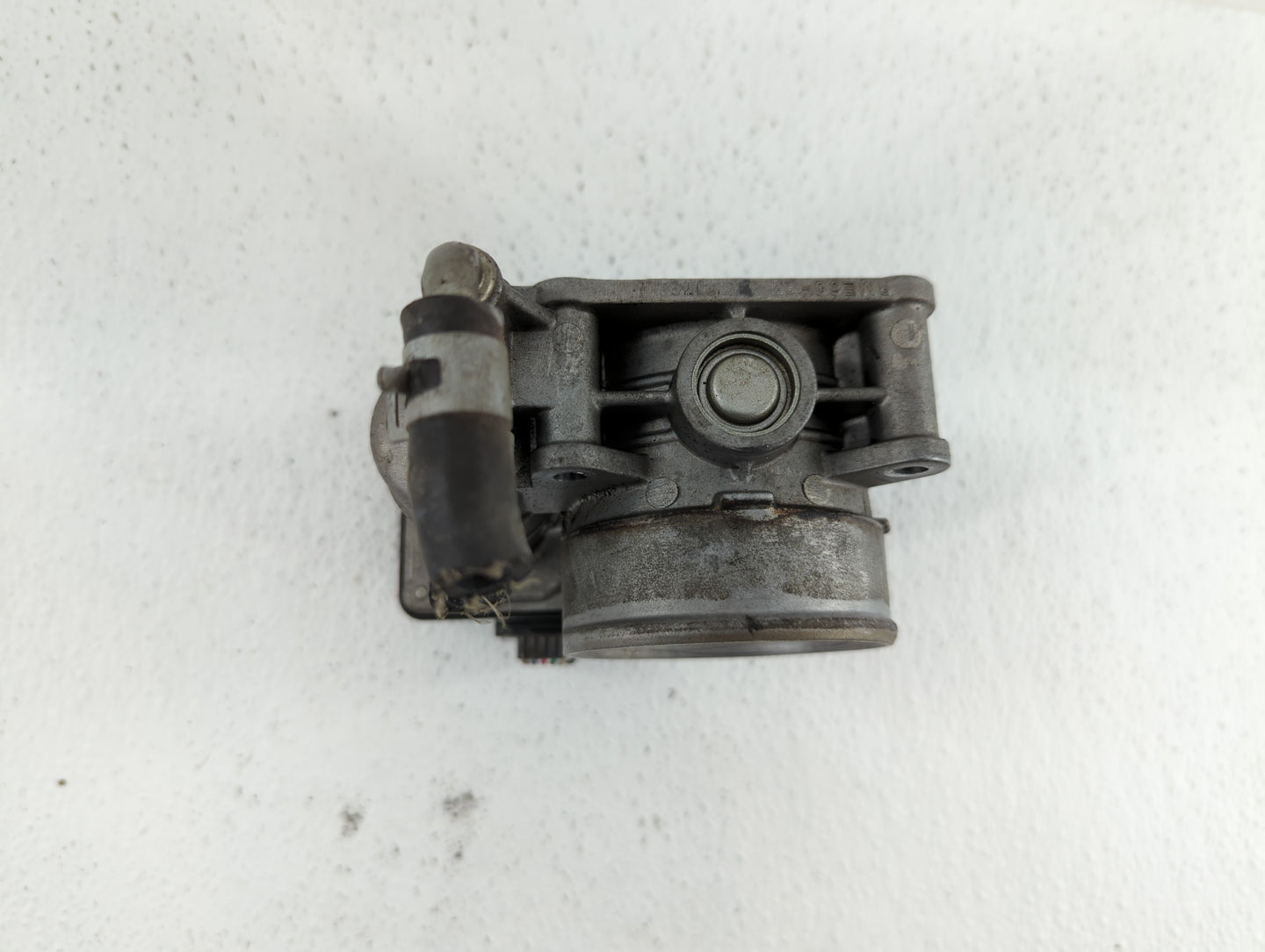 2011-2015 Nissan Rogue Throttle Body P/N:526-01 RME60-15 Fits Fits 2011 2012 2013 2014 2015 OEM Used Auto Parts - Oemusedaut