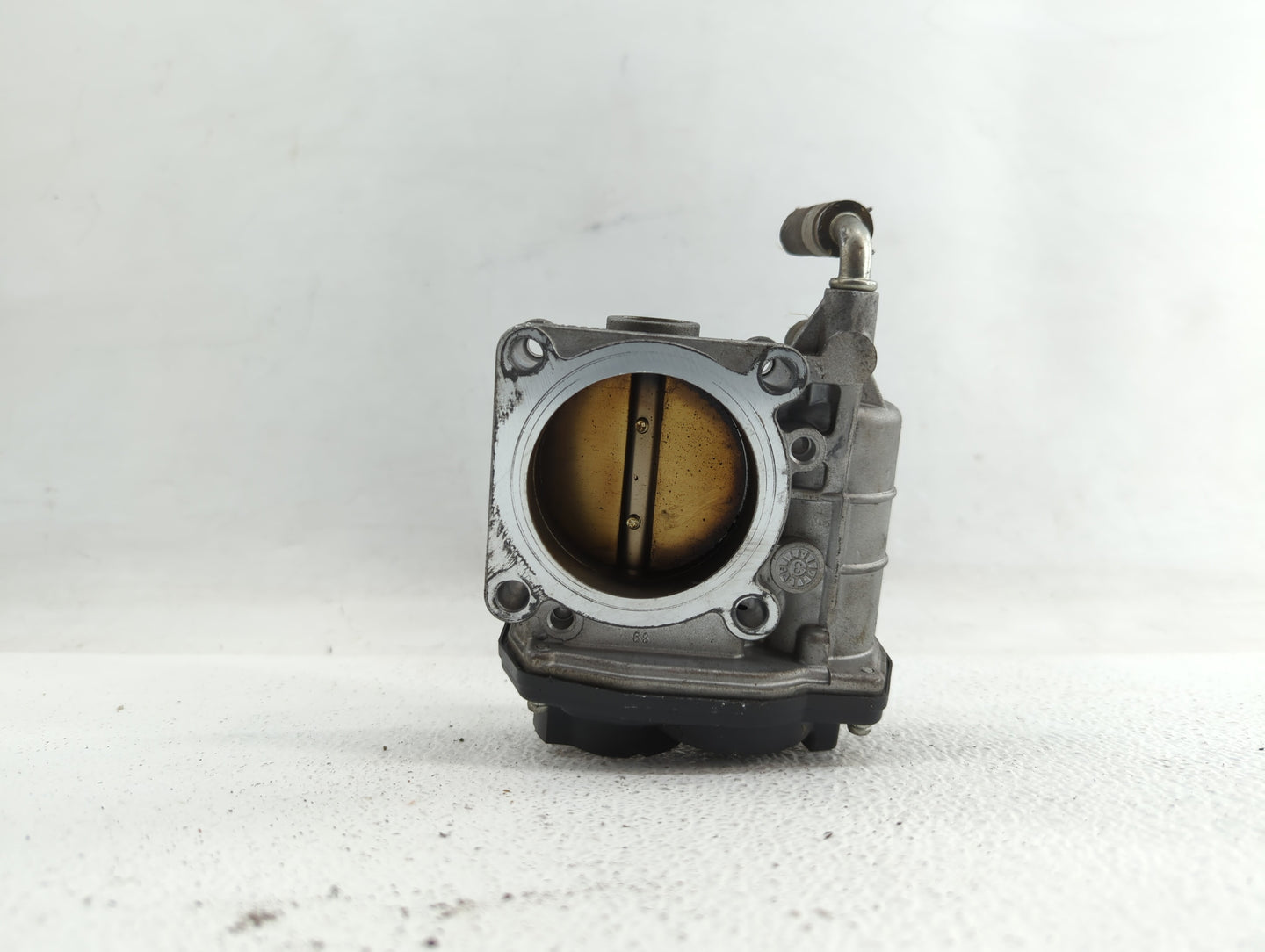 2011-2015 Nissan Rogue Throttle Body P/N:526-01 RME60-15 Fits Fits 2011 2012 2013 2014 2015 OEM Used Auto Parts - Oemusedaut
