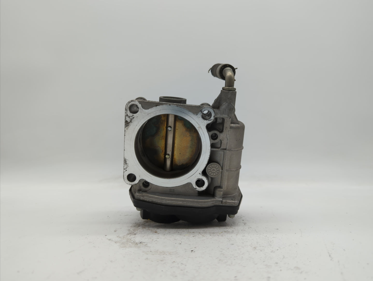 2011-2015 Nissan Rogue Throttle Body P/N:526-01 RME60-15 Fits Fits 2011 2012 2013 2014 2015 OEM Used Auto Parts - Oemusedaut