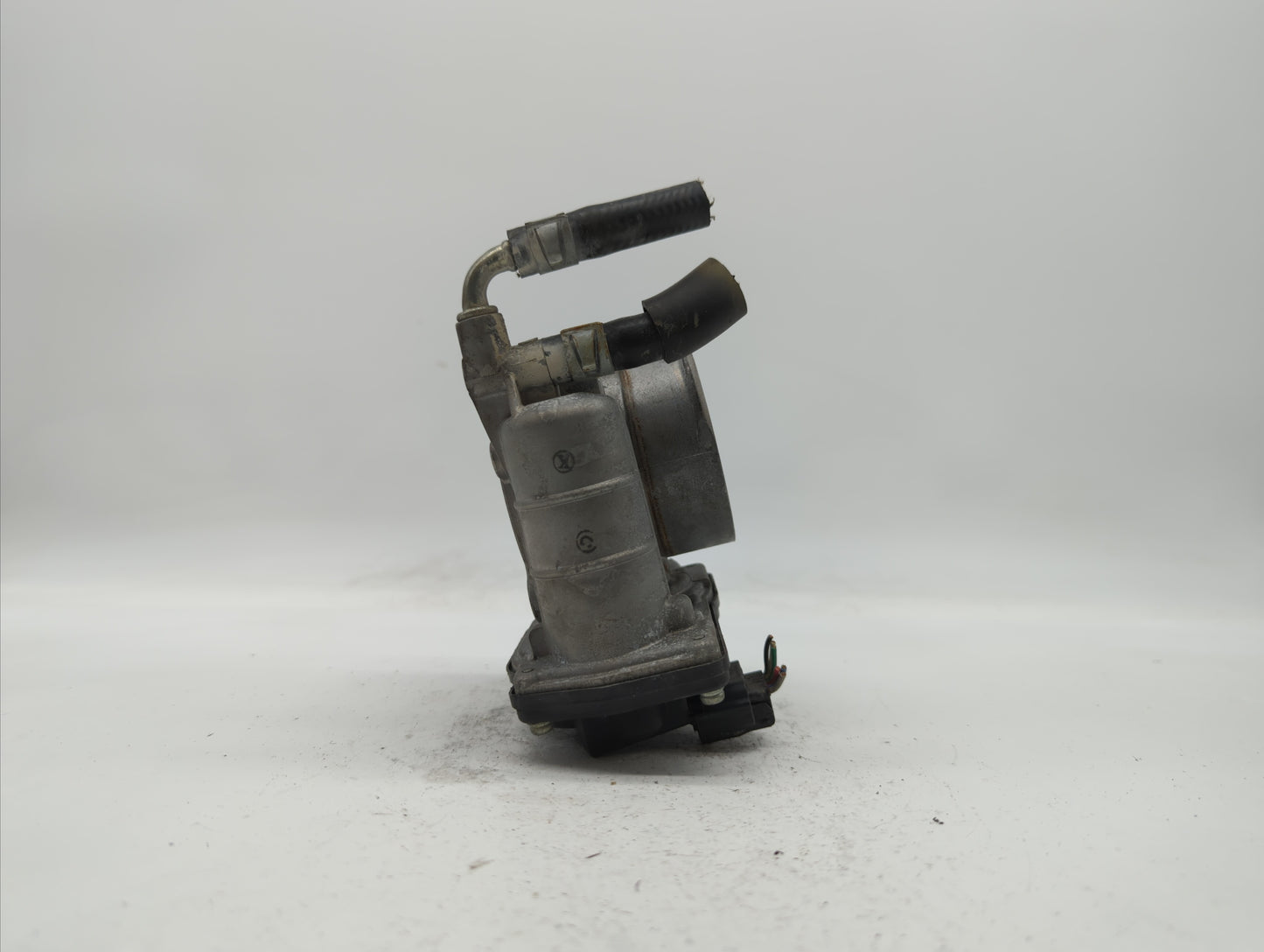 2011-2015 Nissan Rogue Throttle Body P/N:526-01 RME60-15 Fits Fits 2011 2012 2013 2014 2015 OEM Used Auto Parts - Oemusedaut