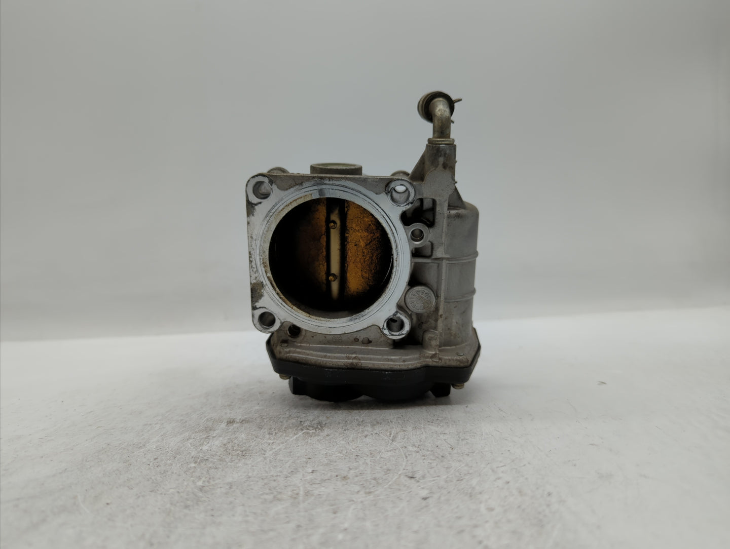 2011-2015 Nissan Rogue Throttle Body P/N:526-01 RME60-15 Fits Fits 2011 2012 2013 2014 2015 OEM Used Auto Parts - Oemusedaut