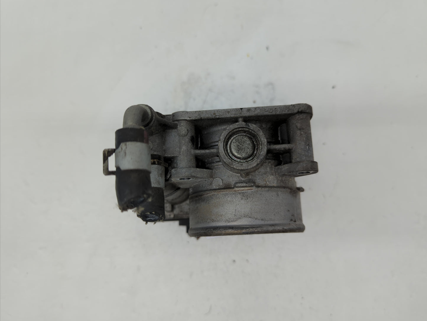 2011-2015 Nissan Rogue Throttle Body P/N:526-01 RME60-15 Fits Fits 2011 2012 2013 2014 2015 OEM Used Auto Parts - Oemusedaut