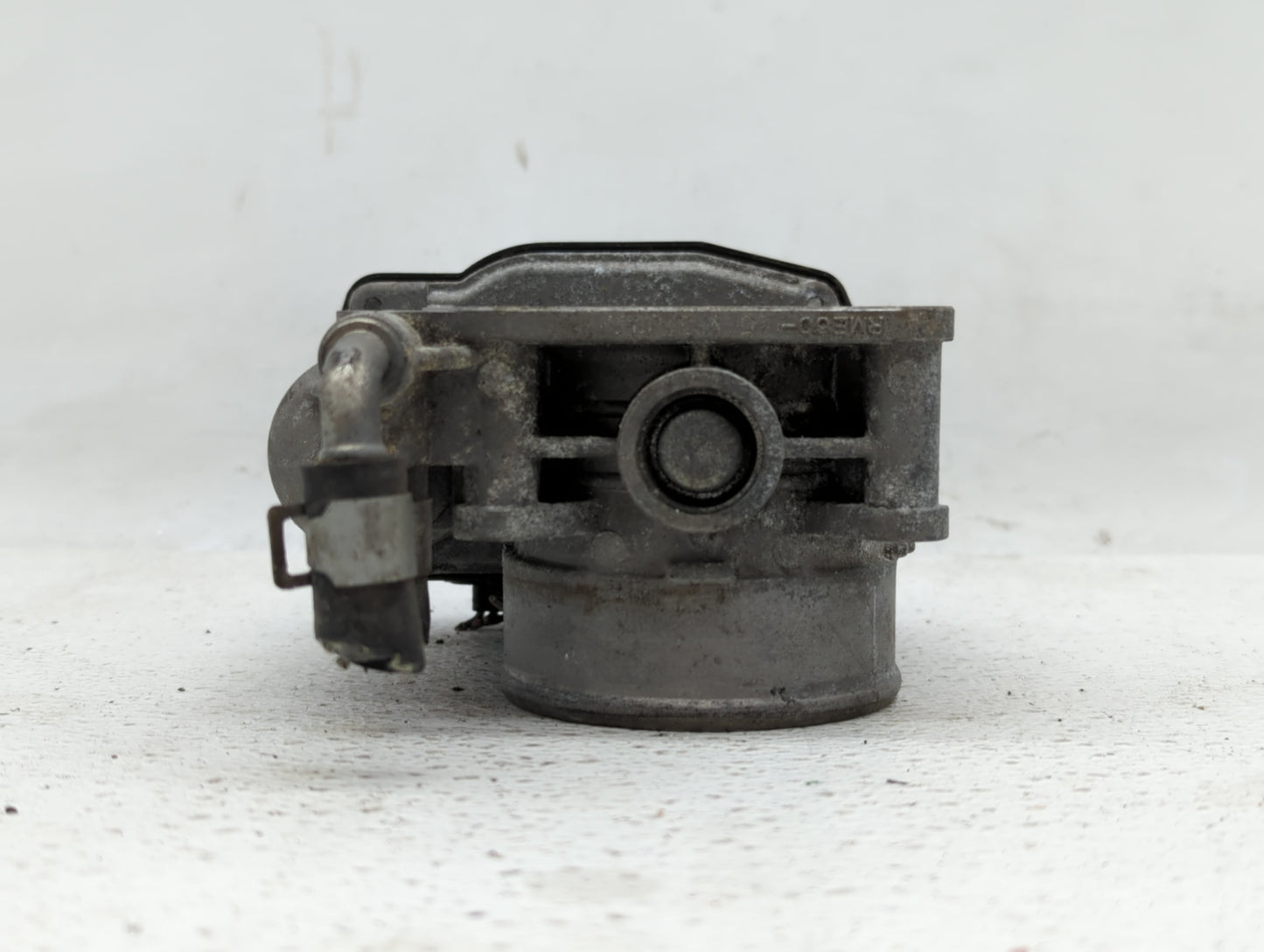 2011-2015 Nissan Rogue Throttle Body P/N:526-01 RME60-15 Fits Fits 2011 2012 2013 2014 2015 OEM Used Auto Parts - Oemusedaut