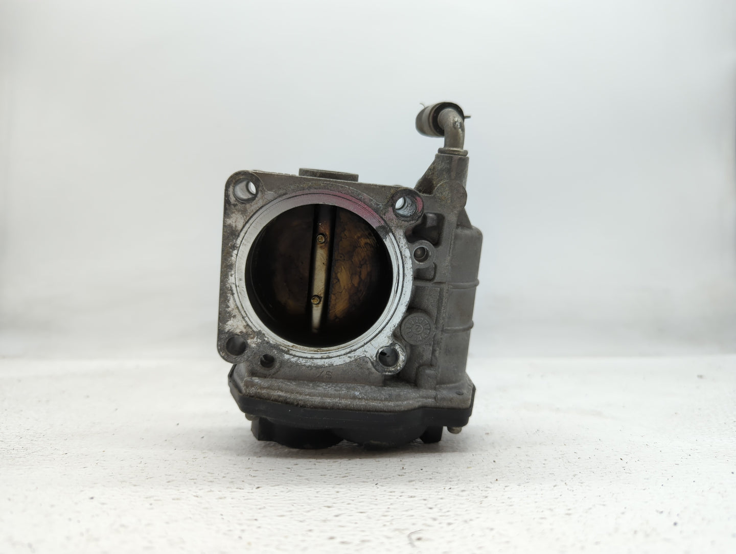 2011-2015 Nissan Rogue Throttle Body P/N:526-01 RME60-15 Fits Fits 2011 2012 2013 2014 2015 OEM Used Auto Parts - Oemusedaut