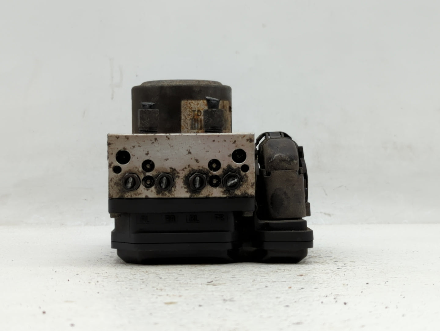 2012-2015 Nissan Rogue ABS Pump Control Module Replacement P/N:47660 JM14A Fits Fits 2012 2013 2014 2015 OEM Used Auto Parts