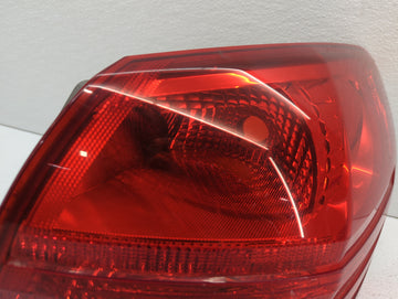 2008-2015 Nissan Rogue Tail Light Assembly Passenger Right OEM Fits Fits 2008 2009 2010 2011 2012 2013 2014 2015 OEM Used Auto Parts
