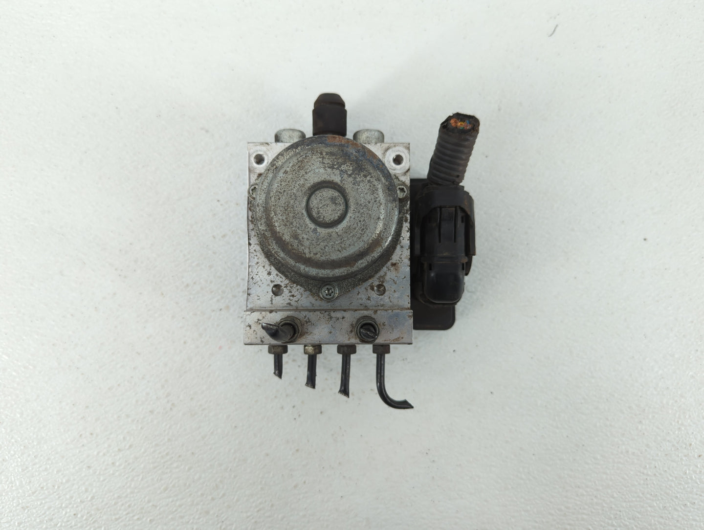 2012-2015 Nissan Rogue ABS Pump Control Module Replacement P/N:47660 JM14A Fits Fits 2012 2013 2014 2015 OEM Used Auto Parts