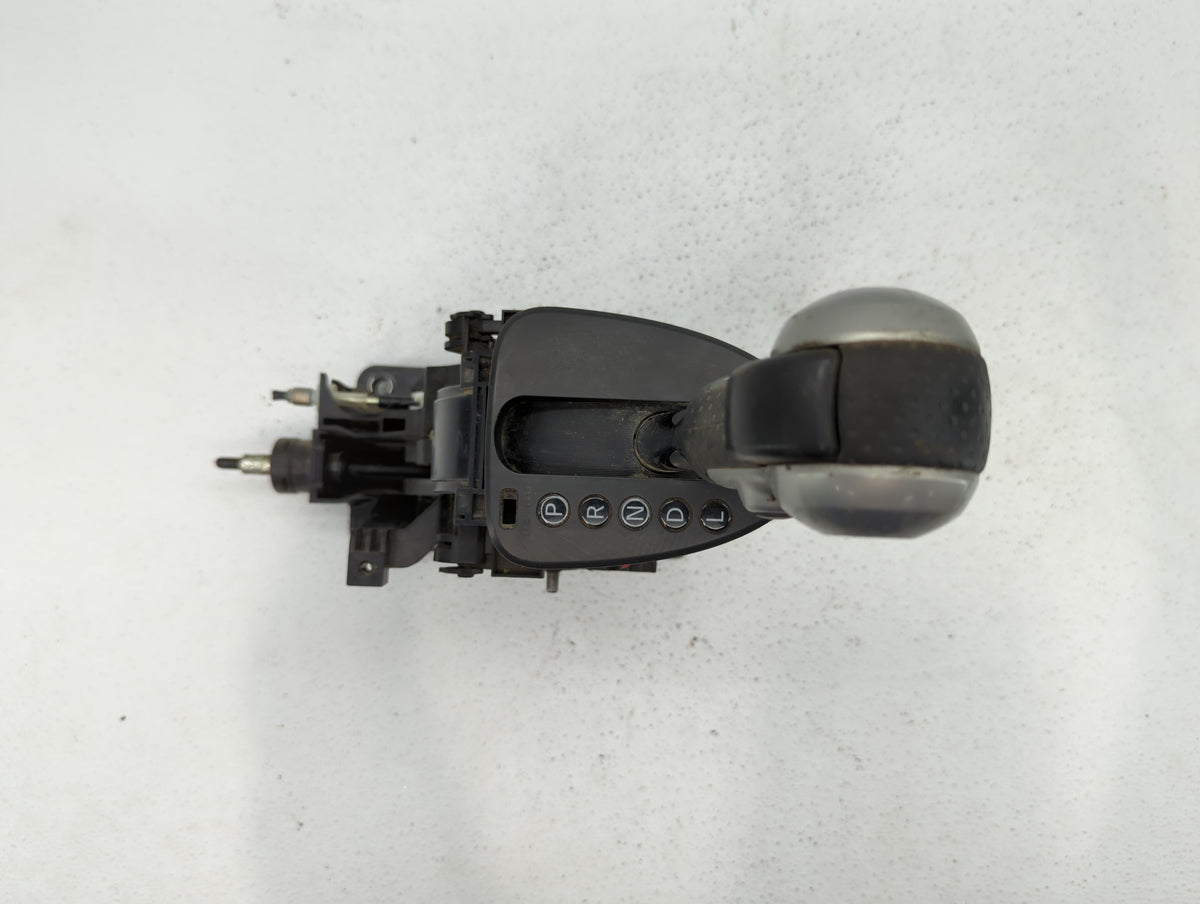2013 Nissan Rogue Floor Console Assembly Shifter Black - Oemusedautoparts1.com