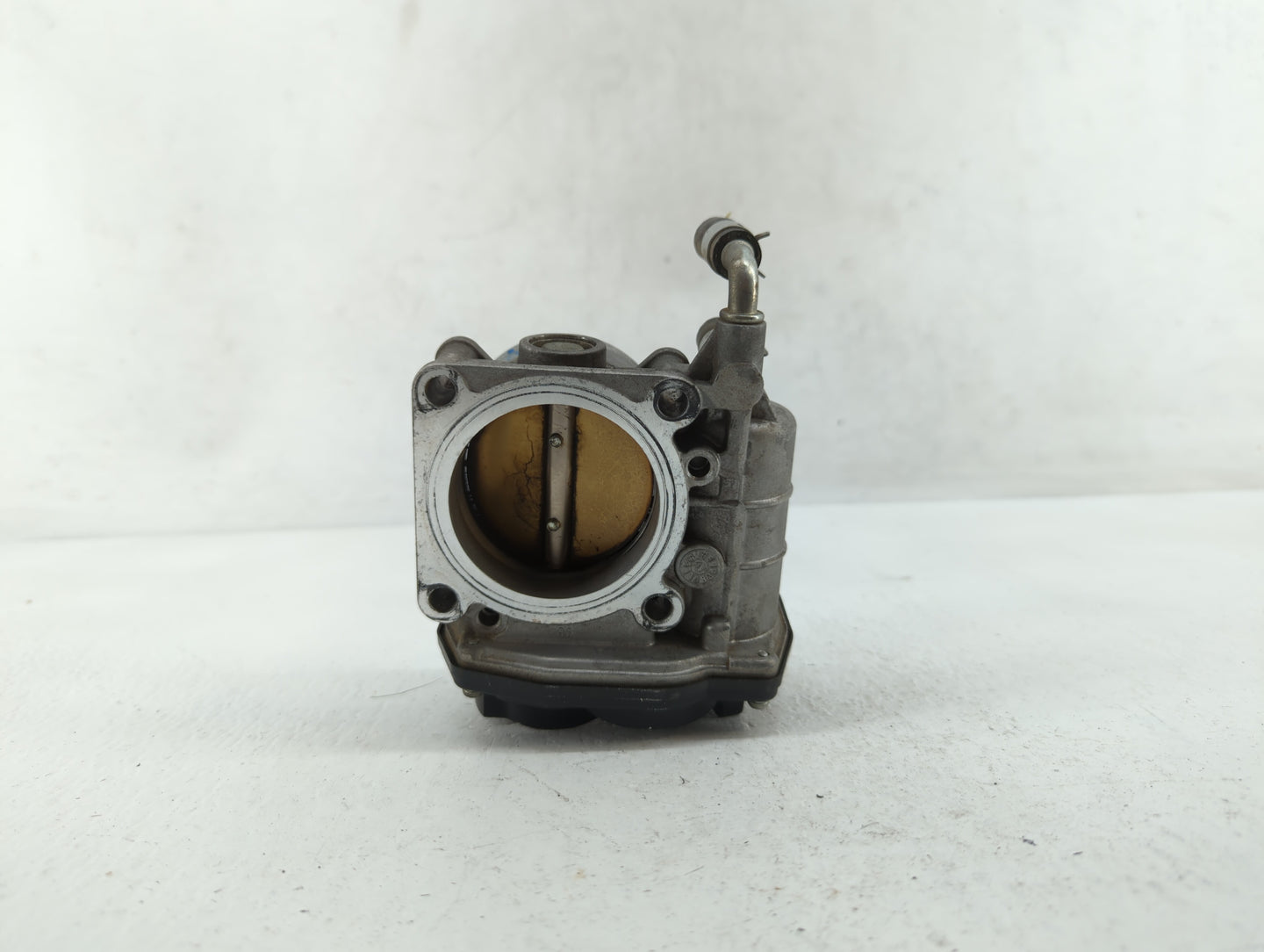 2011-2015 Nissan Rogue Throttle Body P/N:RME60-15 Fits Fits 2011 2012 2013 2014 2015 OEM Used Auto Parts - Oemusedautoparts1
