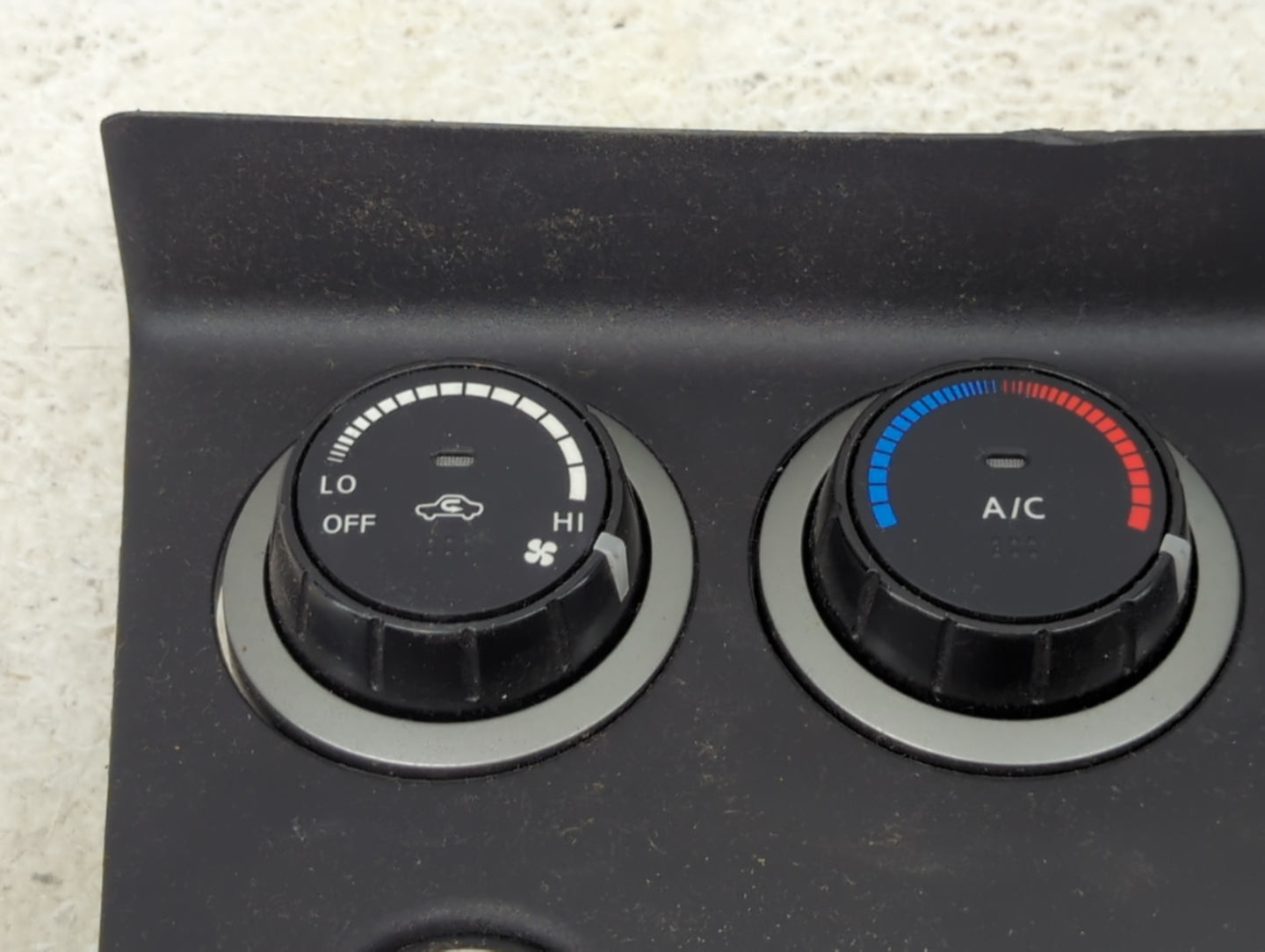 2011-2015 Nissan Rogue Climate Control Module Temperature AC/Heater Replacement P/N:275001VL0C 275001VL0C--A Fits OEM Used A
