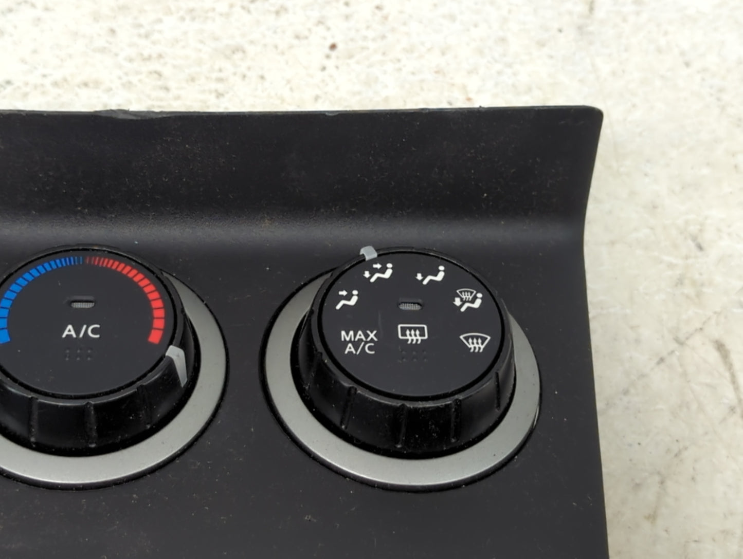 2011-2015 Nissan Rogue Climate Control Module Temperature AC/Heater Replacement P/N:275001VL0C 275001VL0C--A Fits OEM Used A