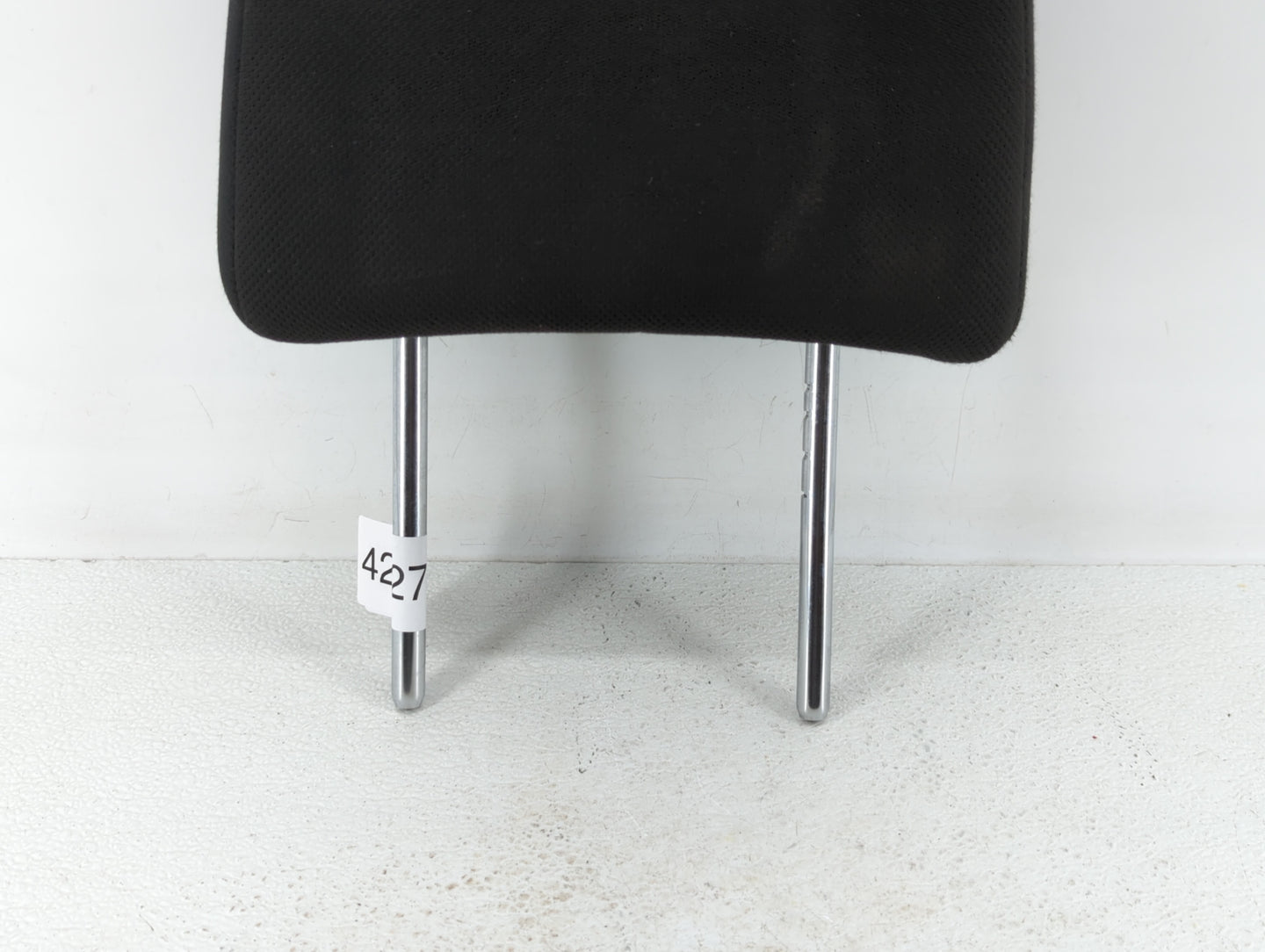 2011-2013 Nissan Rogue Headrest Head Rest Front Driver Passenger Seat Fits Fits 2011 2012 2013 OEM Used Auto Parts - Oemused