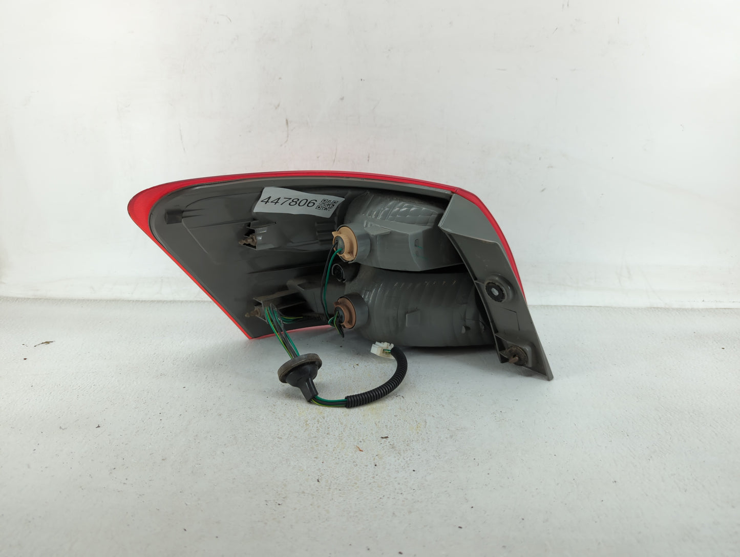 2008-2015 Nissan Rogue Tail Light Assembly Passenger Right OEM Fits Fits 2008 2009 2010 2011 2012 2013 2014 2015 OEM Used Au