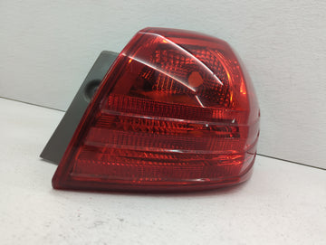 2008-2015 Nissan Rogue Tail Light Assembly Passenger Right OEM P/N:92403-E80 92405-3R510 Fits OEM Used Auto Parts - Oemuseda