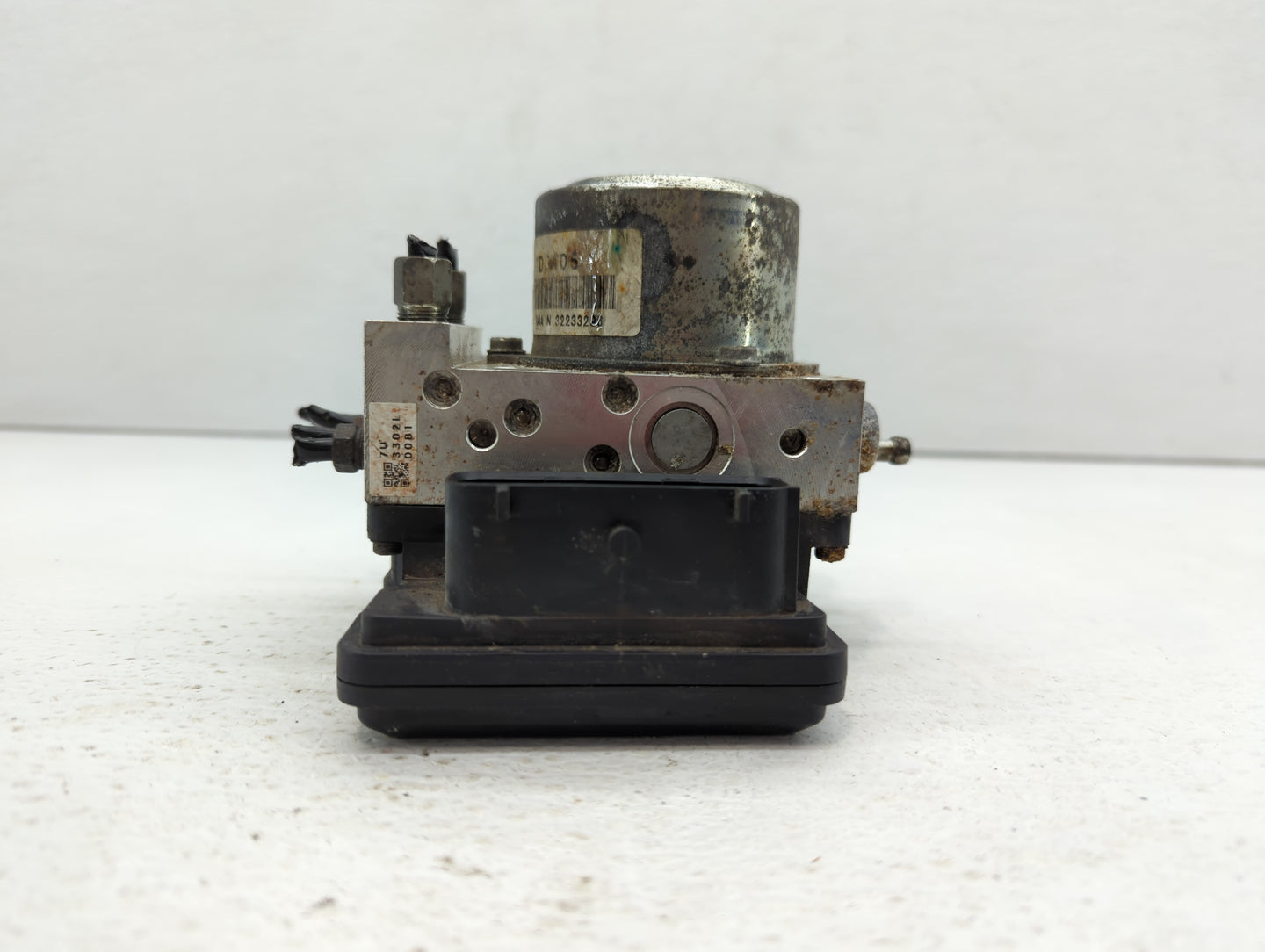 2012-2015 Nissan Rogue ABS Pump Control Module Replacement P/N:32233296 Fits Fits 2012 2013 2014 2015 OEM Used Auto Parts - 