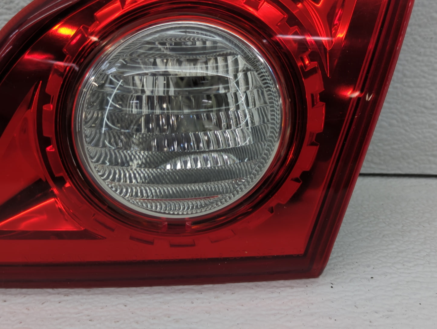 2009-2015 Nissan Rogue Tail Light Assembly Passenger Right OEM Fits Fits 2009 2010 2011 2012 2013 2014 2015 OEM Used Auto Pa