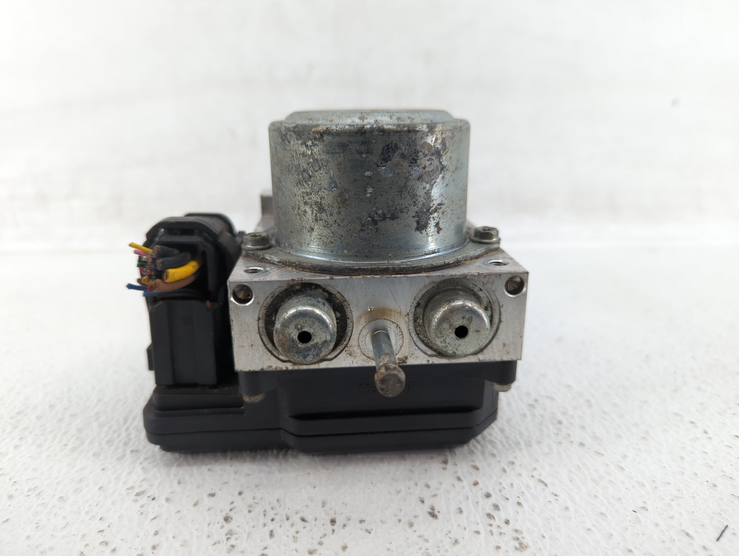 2012-2015 Nissan Rogue ABS Pump Control Module Replacement P/N:TD8405 Fits Fits 2012 2013 2014 2015 OEM Used Auto Parts - Oe