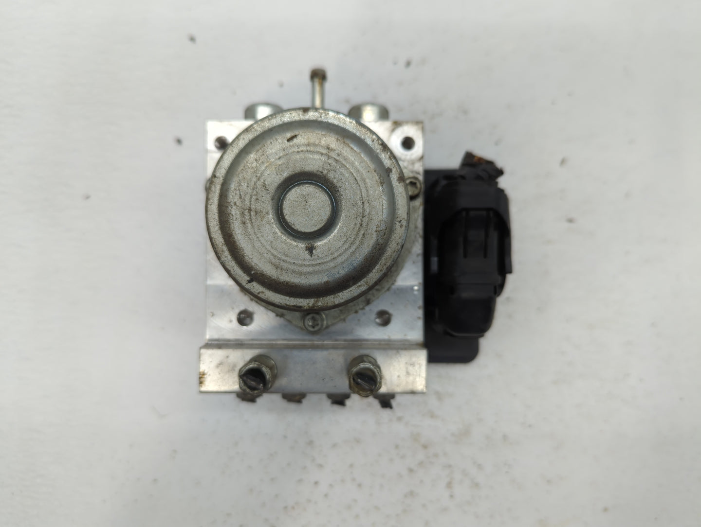 2012-2015 Nissan Rogue ABS Pump Control Module Replacement P/N:15262176 TD8405, 32233296 Fits Fits 2012 2013 2014 2015 OEM U