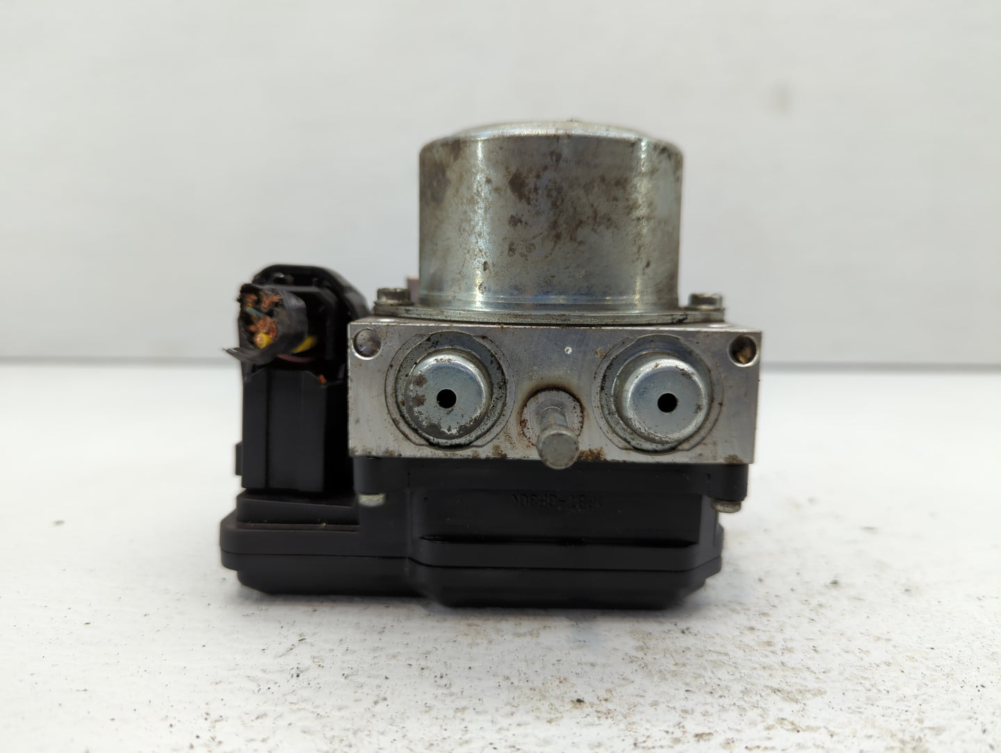 2012-2015 Nissan Rogue ABS Pump Control Module Replacement P/N:15262176 TD8405, 32233296 Fits Fits 2012 2013 2014 2015 OEM U