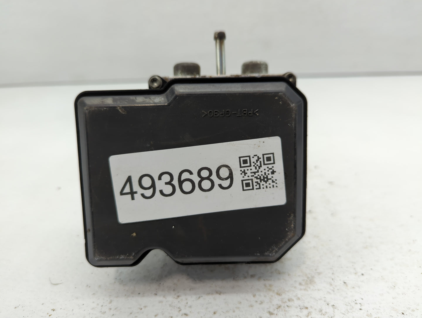 2012-2015 Nissan Rogue ABS Pump Control Module Replacement P/N:15262176 TD8405, 32233296 Fits Fits 2012 2013 2014 2015 OEM U