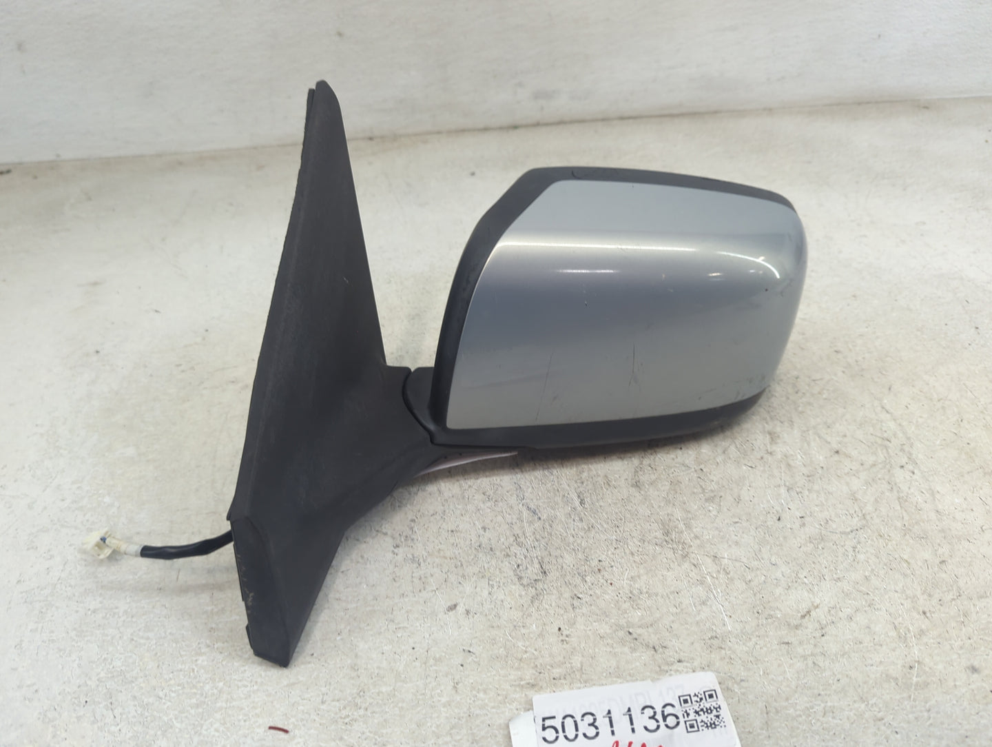 2008-2015 Nissan Rogue Driver Side View Mirror - Left Door Mirror OEM Used - Oemusedautoparts1.com