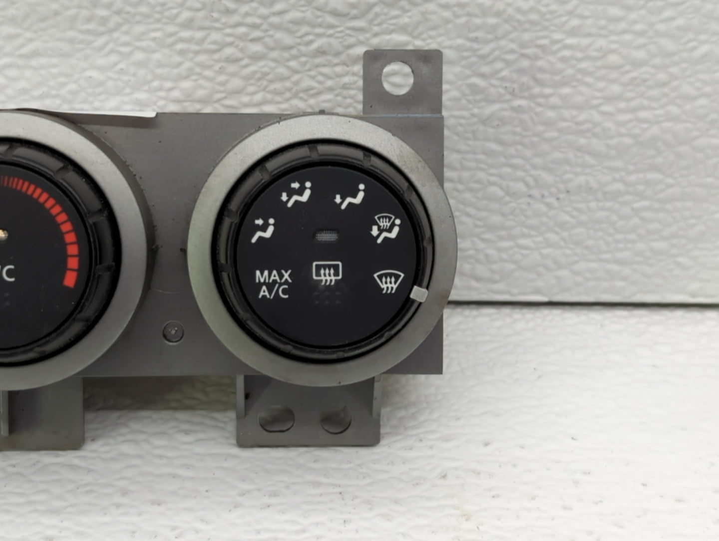 2013 Nissan Rogue Radio AM FM Cd Player Receiver Replacement P/N:27500 1VL0C Fits OEM Used Auto Parts - Oemusedautoparts1.co