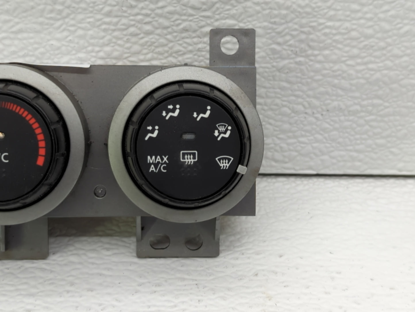 2013 Nissan Rogue Radio AM FM Cd Player Receiver Replacement P/N:27500 1VL0C Fits OEM Used Auto Parts - Oemusedautoparts1.co