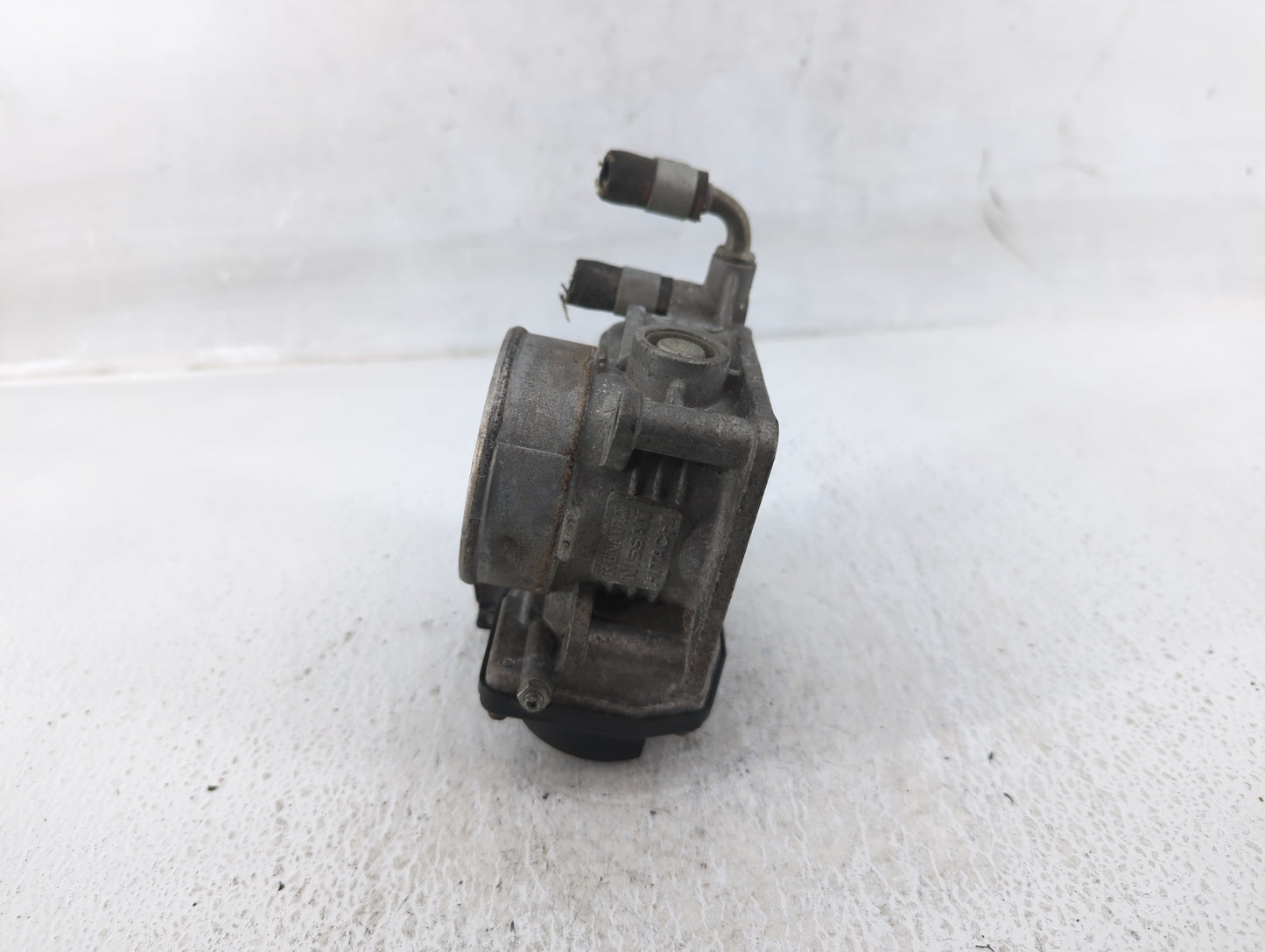 2011-2015 Nissan Rogue Throttle Body Fits Fits 2011 2012 2013 2014 2015 OEM Used Auto Parts - Oemusedautoparts1.com