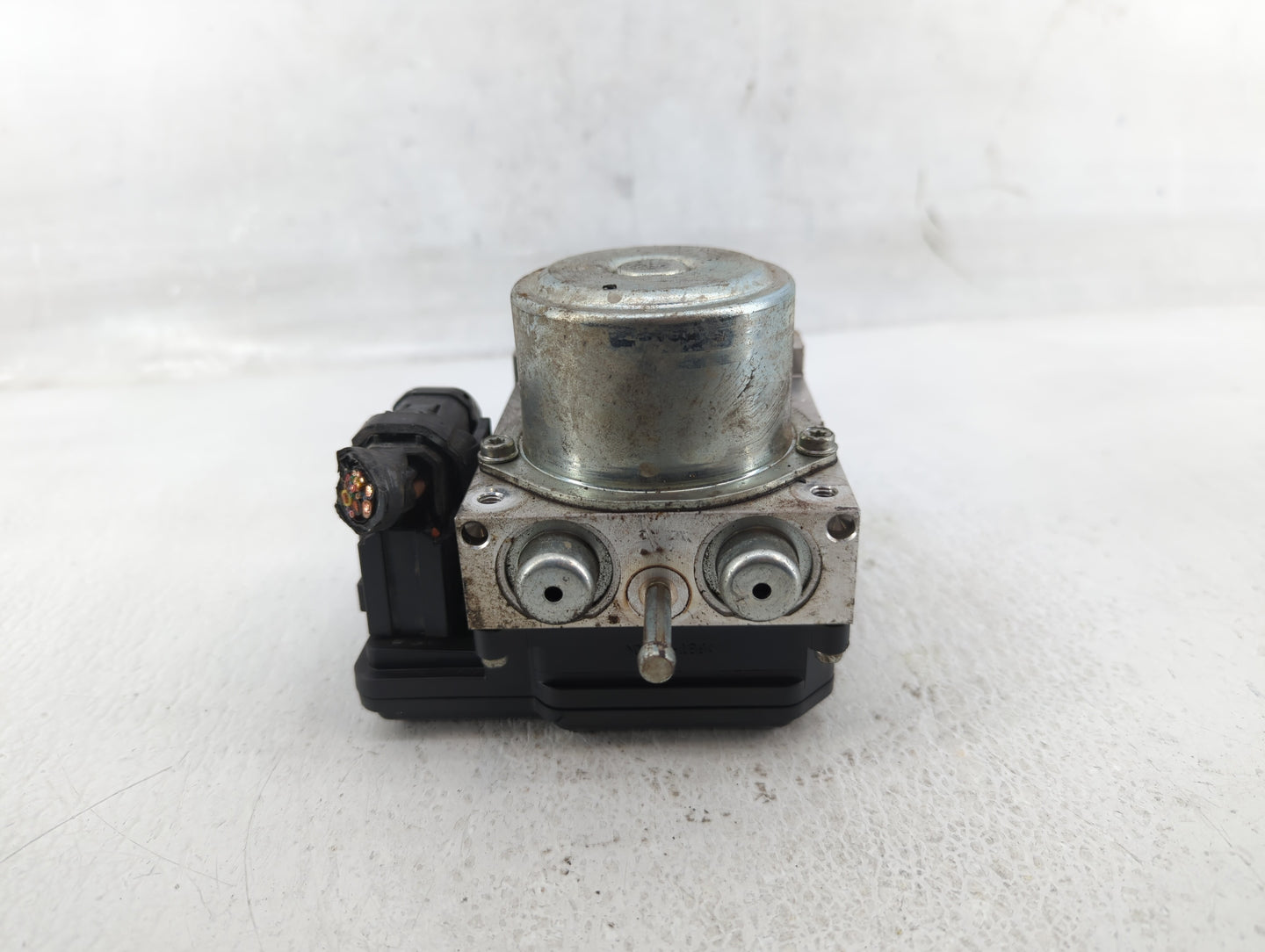 2012-2015 Nissan Rogue ABS Pump Control Module Replacement P/N:47660 JM04A Fits Fits 2012 2013 2014 2015 OEM Used Auto Parts