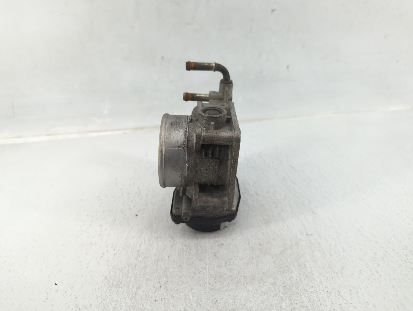 2011-2015 Nissan Rogue Throttle Body P/N:1914S RME60-15 Fits Fits 2011 2012 2013 2014 2015 OEM Used Auto Parts - Oemusedauto
