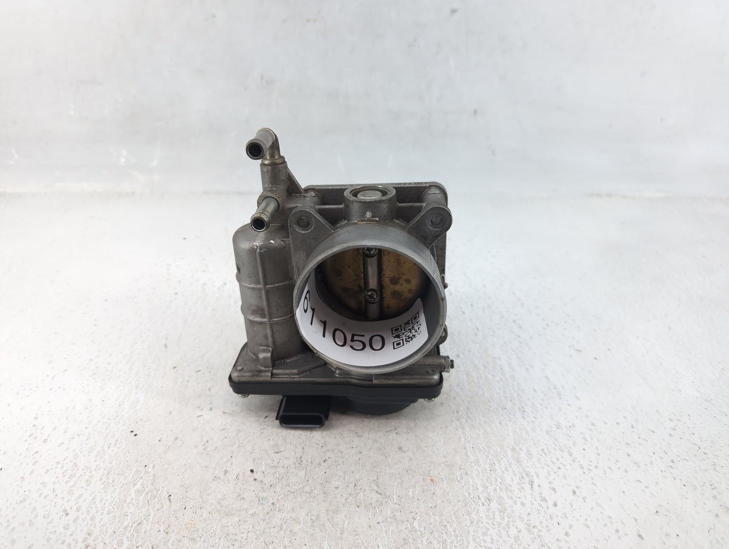 2011-2015 Nissan Rogue Throttle Body P/N:RME60-15 Fits Fits 2011 2012 2013 2014 2015 OEM Used Auto Parts - Oemusedautoparts1