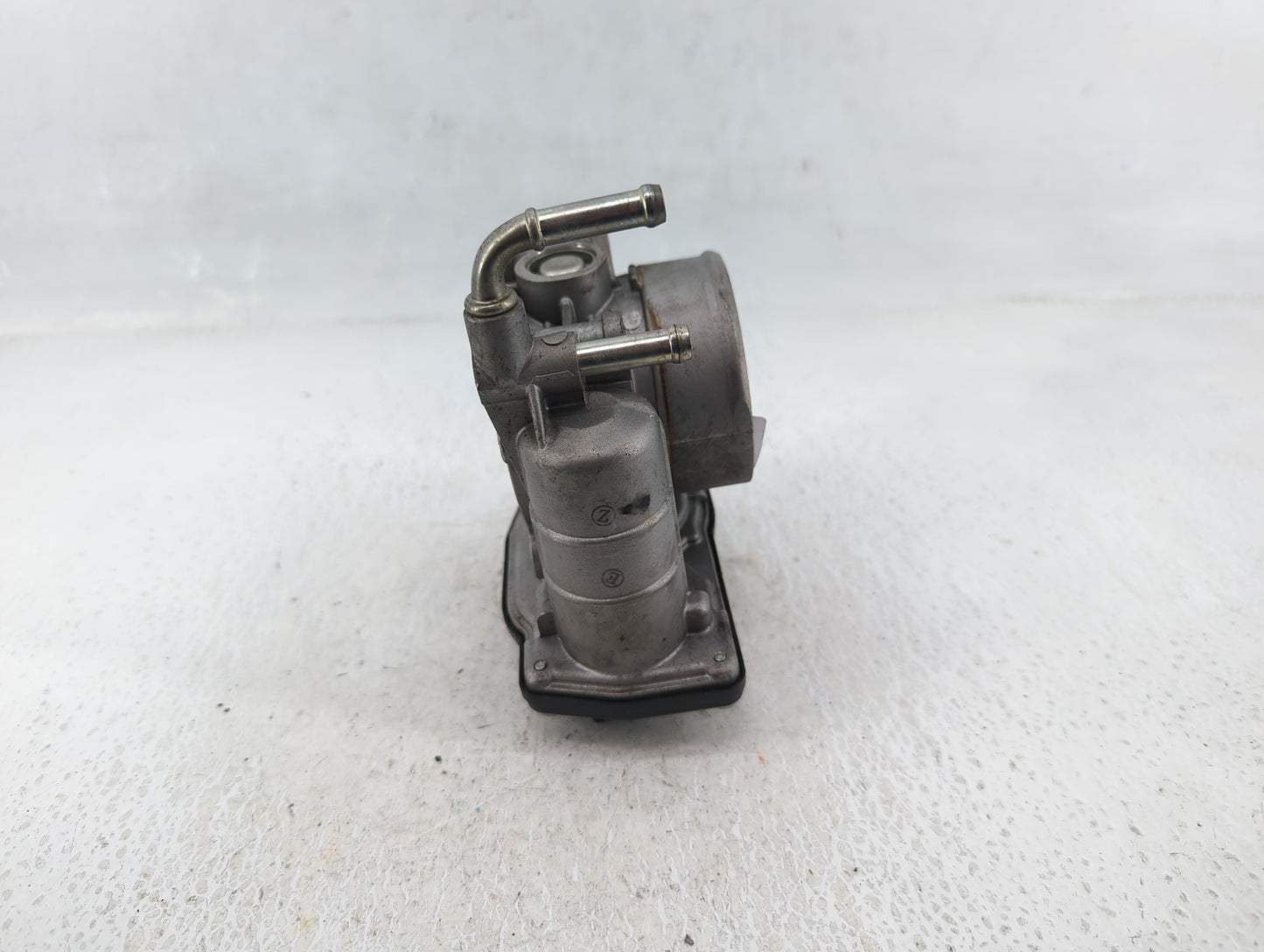 2011-2015 Nissan Rogue Throttle Body P/N:RME60-15 Fits Fits 2011 2012 2013 2014 2015 OEM Used Auto Parts - Oemusedautoparts1