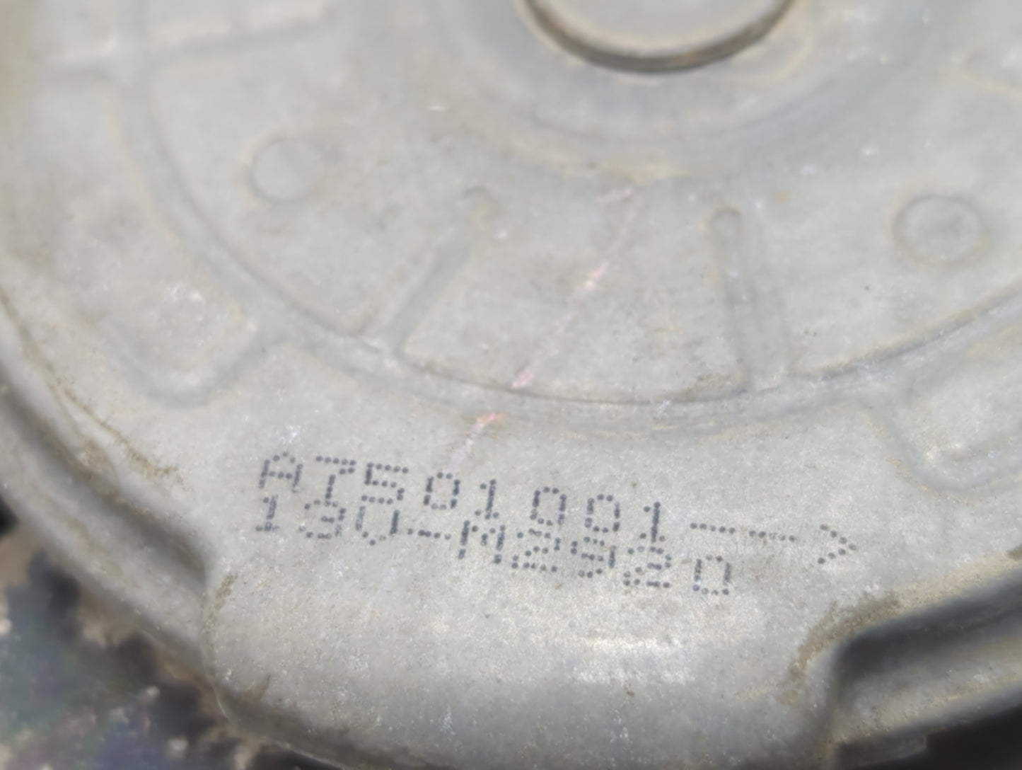 2010-2015 Nissan Rogue Left Radiator Fan Motor Assembly - Oemusedautoparts1.com