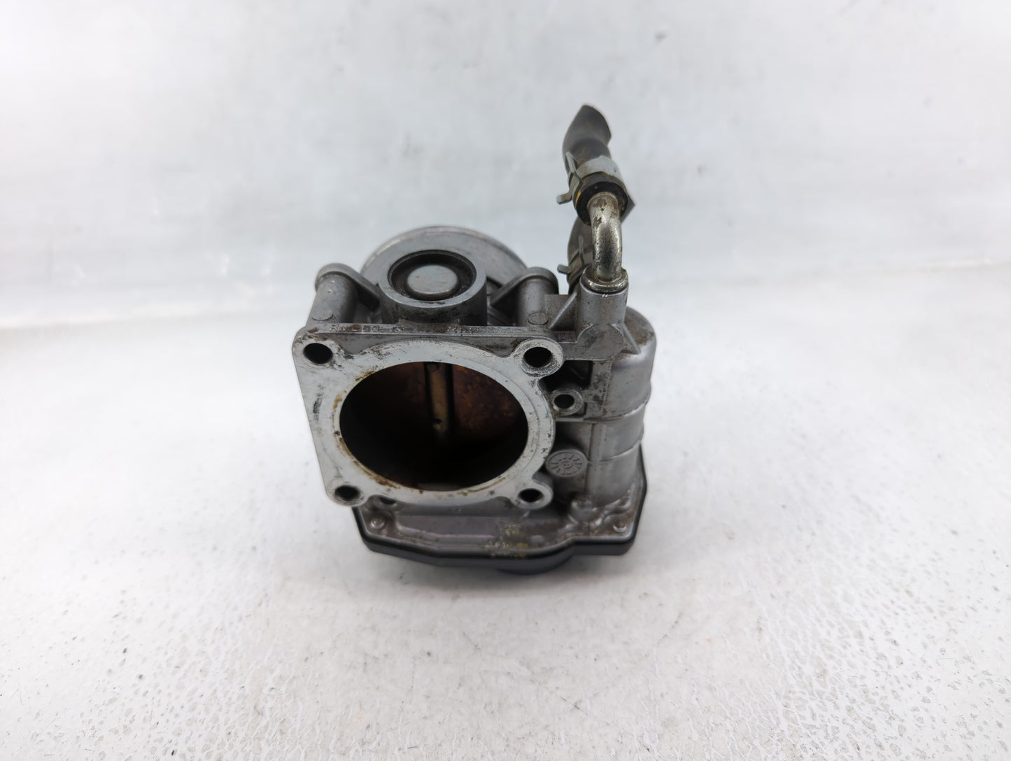 2011-2015 Nissan Rogue Throttle Body P/N:RME60-15 Fits Fits 2011 2012 2013 2014 2015 OEM Used Auto Parts - Oemusedautoparts1
