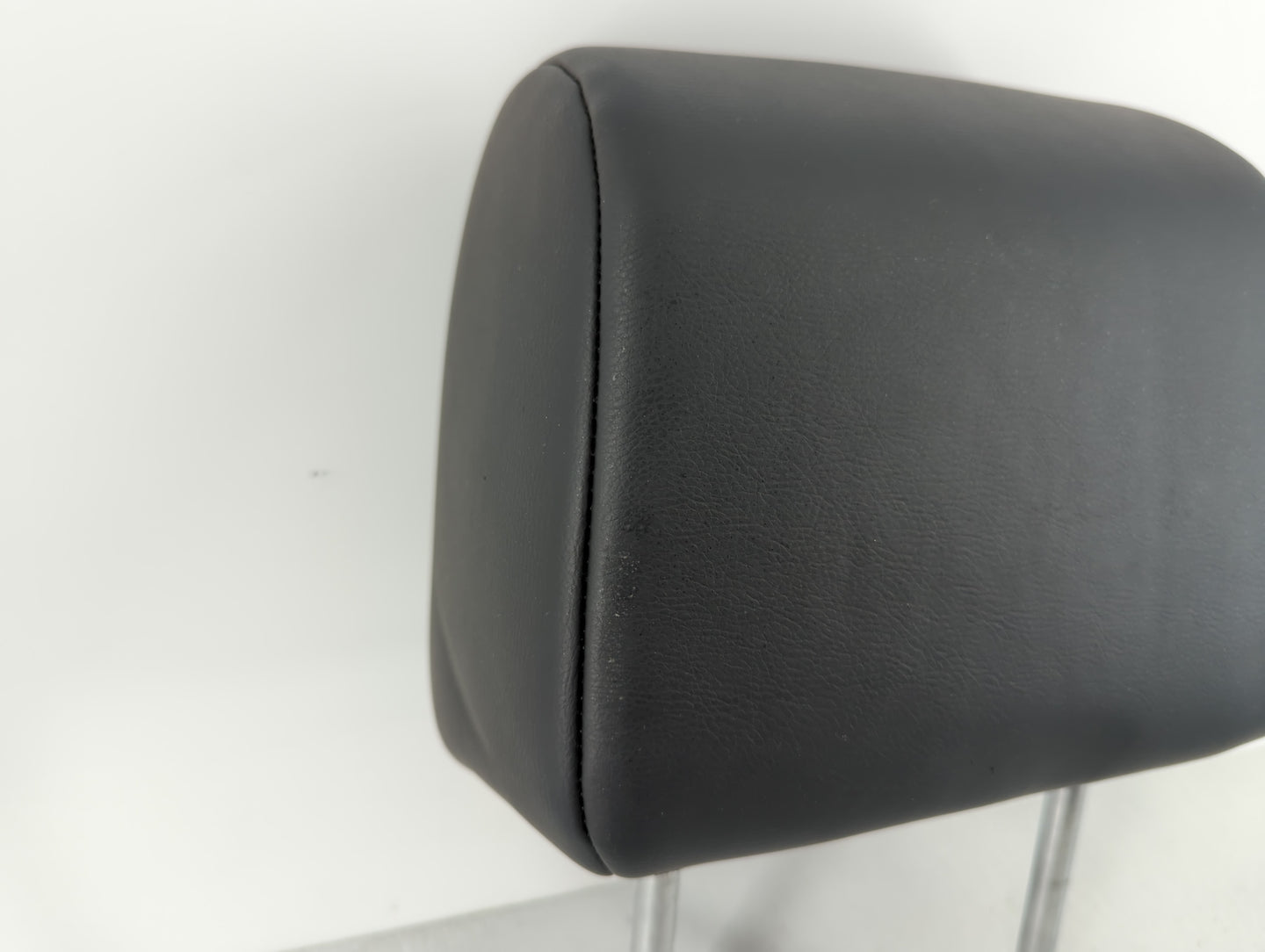 2013 Nissan Rogue Headrest Head Rest Front Driver Passenger Seat Black - Oemusedautoparts1.com