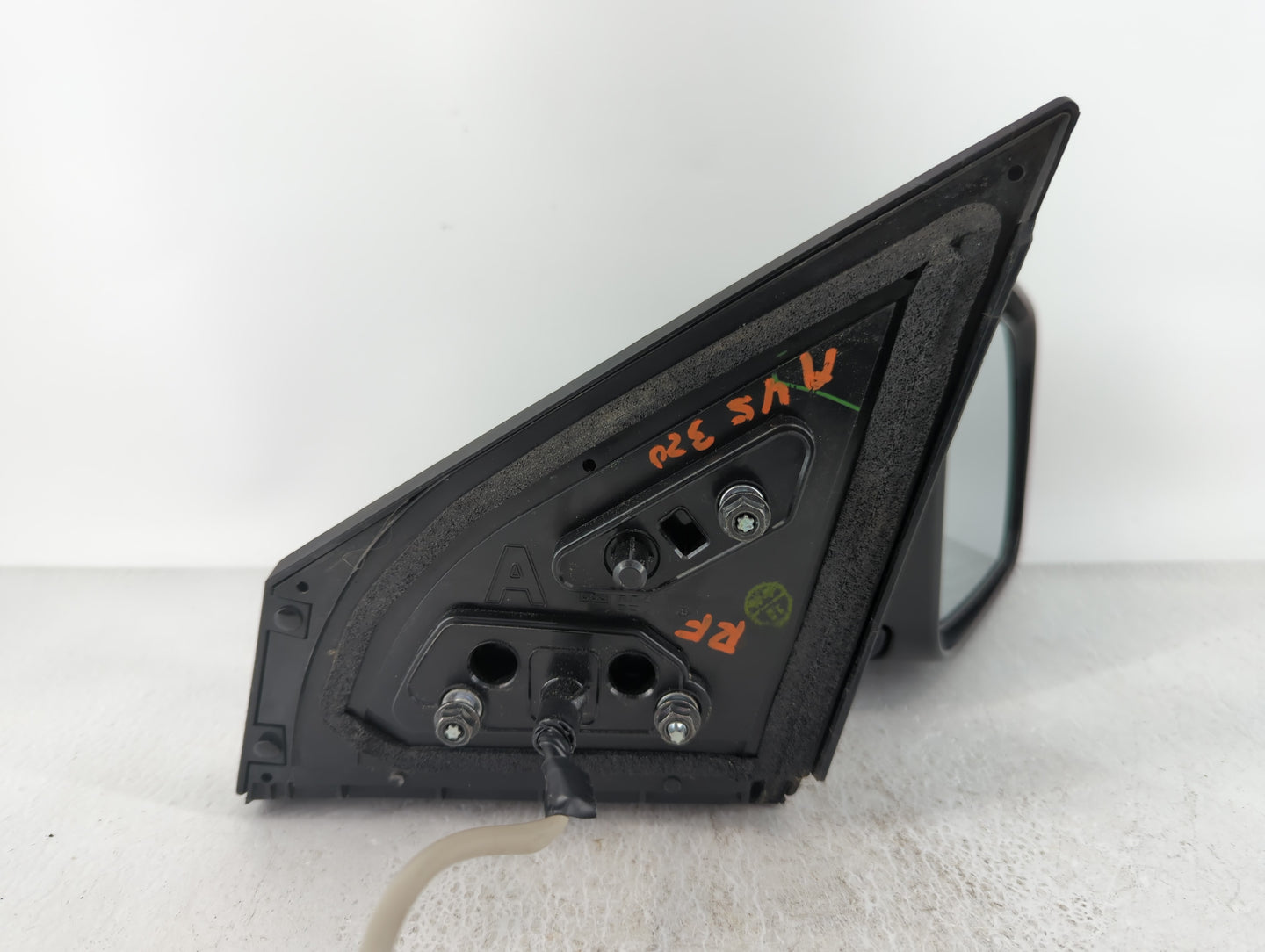 2013 Nissan Rogue Driver Side View Mirror - Left Door Mirror OEM Used - Oemusedautoparts1.com