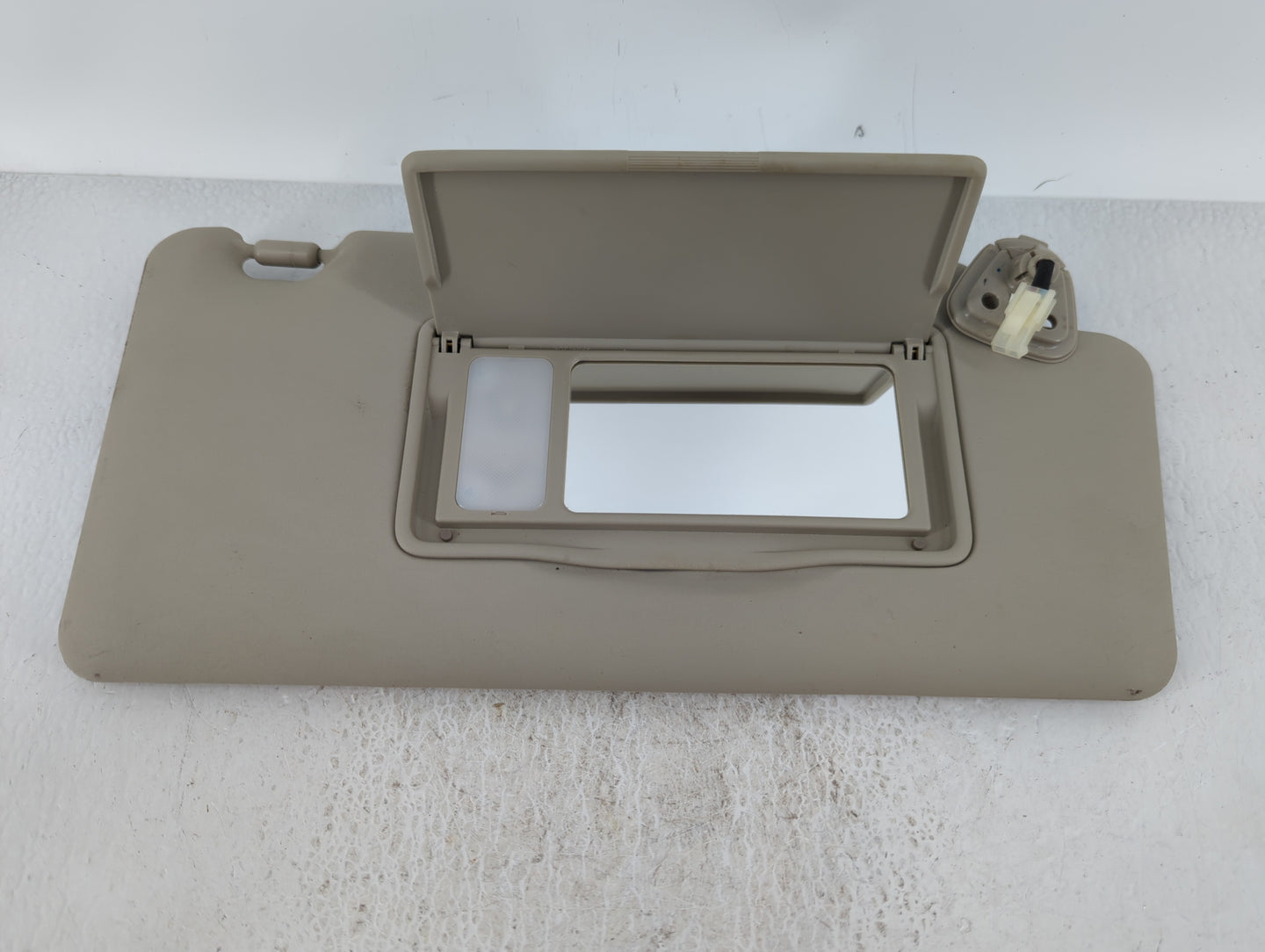 2008-2015 Nissan Rogue Sun Visor Shade Replacement Passenger Right Mirror Fits Fits 2008 2009 2010 2011 2012 2013 2014 2015 