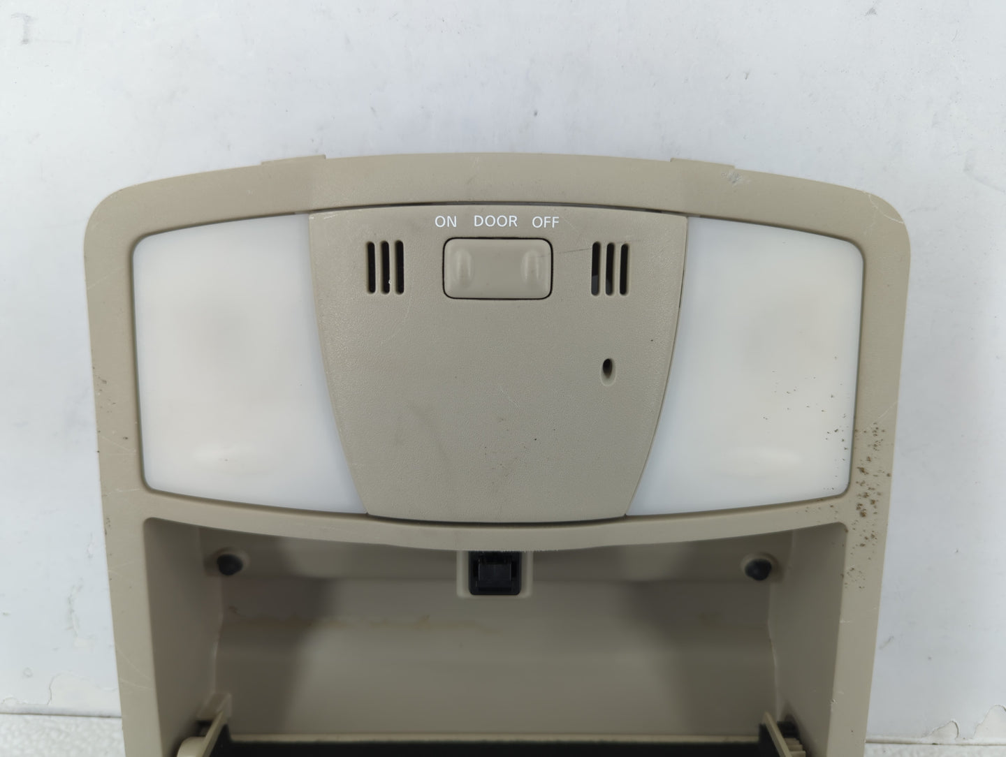 2013-2015 Nissan Rogue Overhead Roof Console 626124 - Oemusedautoparts1.com