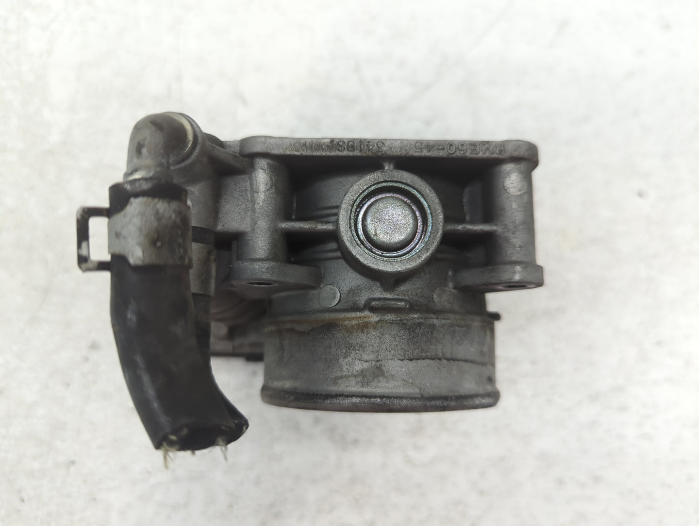 2011-2015 Nissan Rogue Throttle Body P/N:K 2Z12 2 526-01 Fits Fits 2011 2012 2013 2014 2015 OEM Used Auto Parts - Oemusedaut