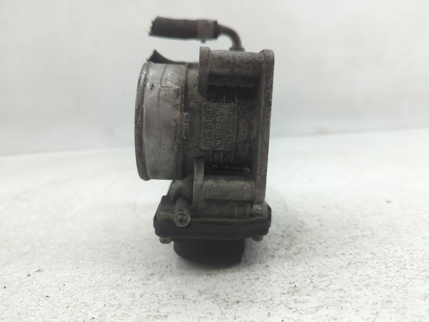 2011-2015 Nissan Rogue Throttle Body P/N:K 2Z12 2 526-01 Fits Fits 2011 2012 2013 2014 2015 OEM Used Auto Parts - Oemusedaut