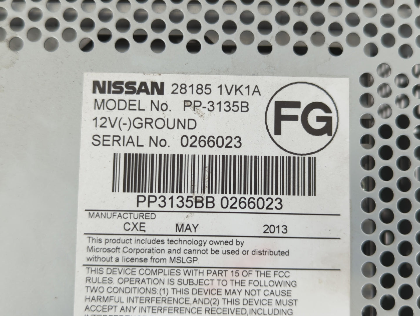 2011-2015 Nissan Rogue Am Fm Cd Player Radio Receiver - Oemusedautoparts1.com