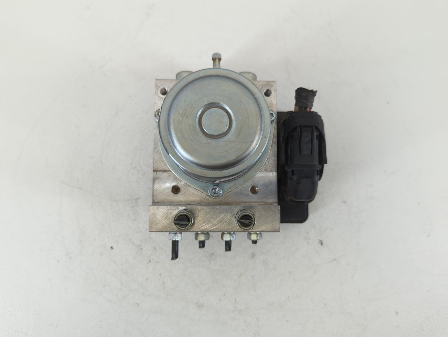 2012-2015 Nissan Rogue ABS Pump Control Module Replacement P/N:47660 JM04A Fits Fits 2012 2013 2014 2015 OEM Used Auto Parts