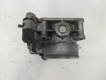2011-2015 Nissan Rogue Throttle Body P/N:K 2Y29 3 526-01 Fits Fits 2011 2012 2013 2014 2015 OEM Used Auto Parts