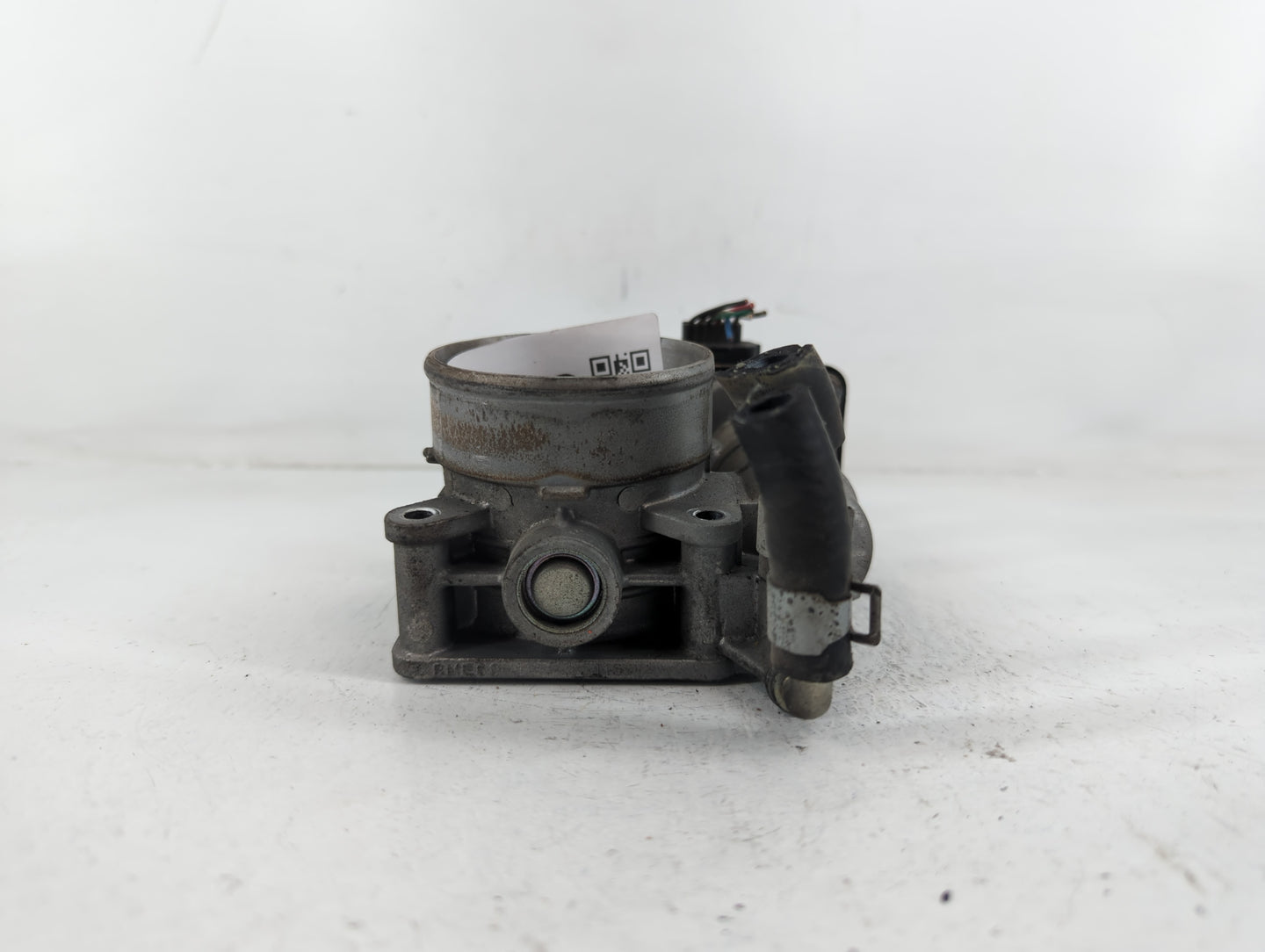2011-2015 Nissan Rogue Throttle Body P/N:K 2Y14 2 526-01 Fits Fits 2011 2012 2013 2014 2015 OEM Used Auto Parts - Oemusedaut