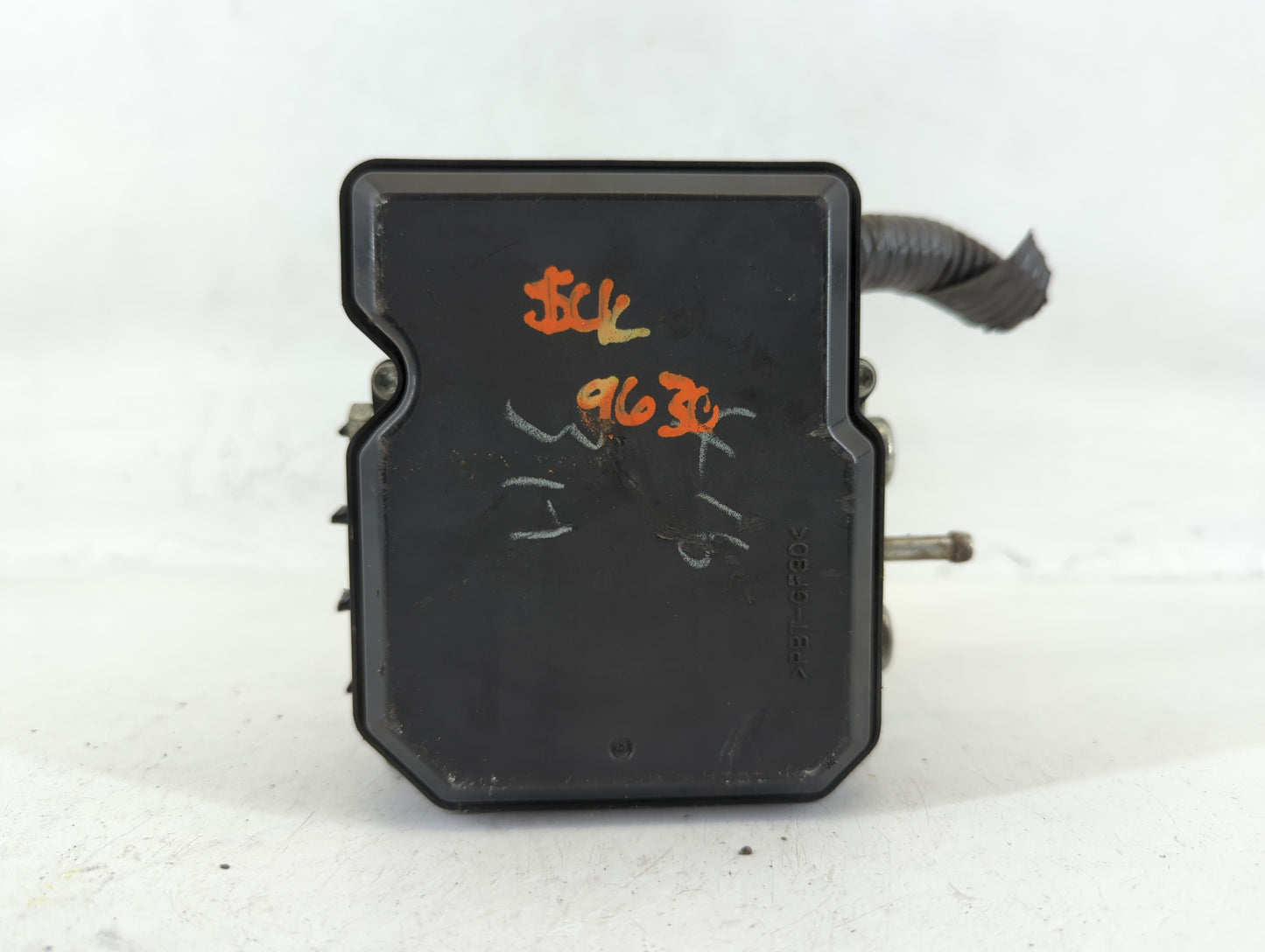 2012-2015 Nissan Rogue ABS Pump Control Module Replacement P/N:47660 JM04A Fits Fits 2012 2013 2014 2015 OEM Used Auto Parts