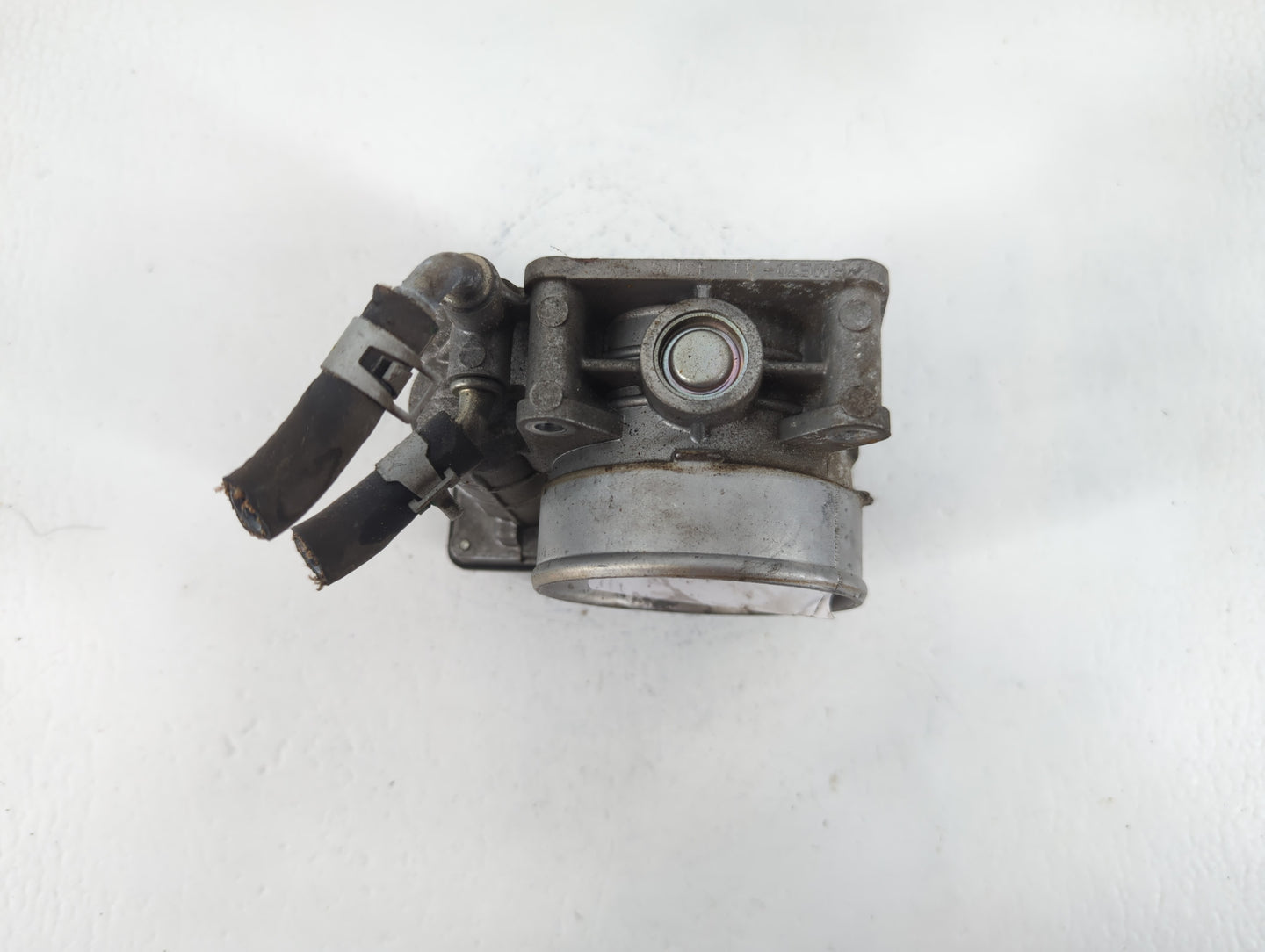 2011-2015 Nissan Rogue Throttle Body P/N:K 2402 2 526-01 Fits Fits 2011 2012 2013 2014 2015 OEM Used Auto Parts - Oemusedaut