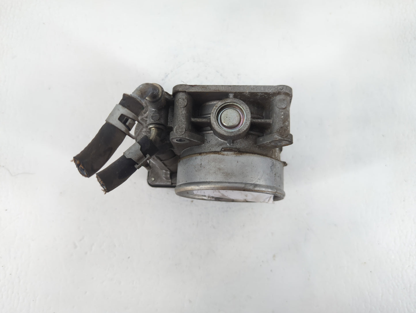 2011-2015 Nissan Rogue Throttle Body P/N:K 2402 2 526-01 Fits Fits 2011 2012 2013 2014 2015 OEM Used Auto Parts - Oemusedaut