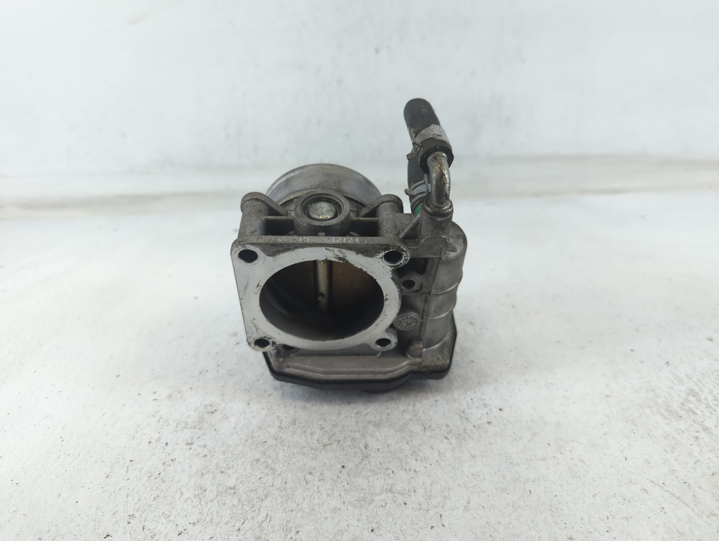 2011-2015 Nissan Rogue Throttle Body P/N:1Z12H RME60-15 Fits Fits 2011 2012 2013 2014 2015 OEM Used Auto Parts - Oemusedauto